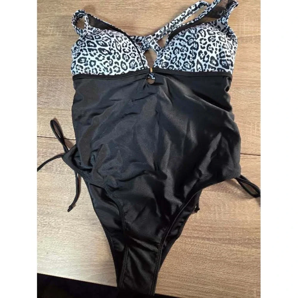 Leopard Print Colorblock One Piece Swimsuit Black White V-Neck Monokini Large